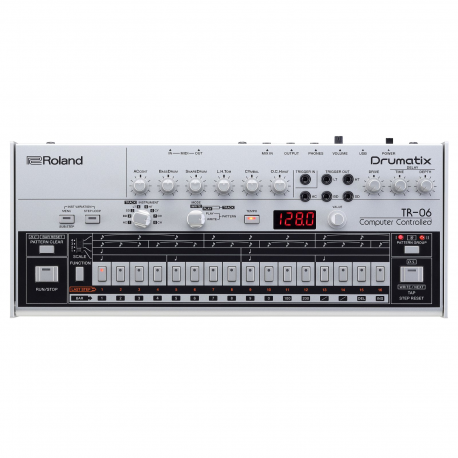 ROLAND BOUTIQUE TR-06