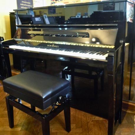 Schimmel - K122 en noir brillant série concert